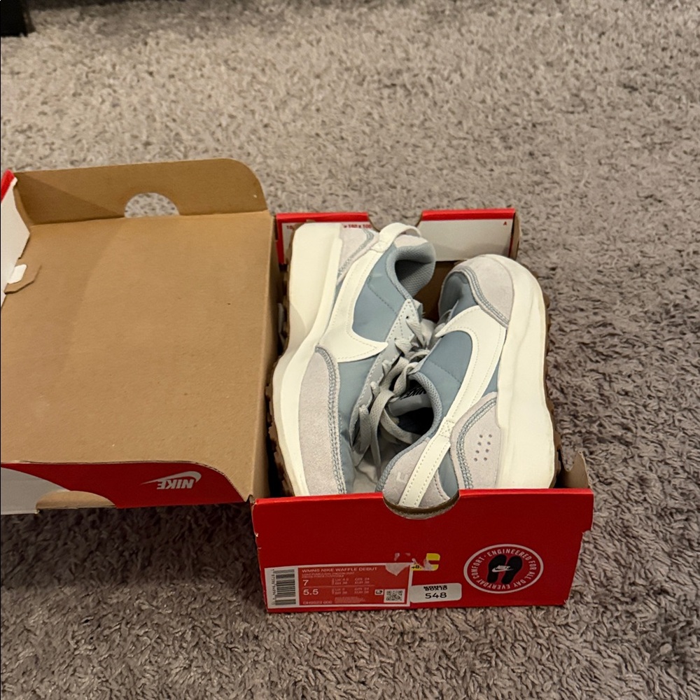 Nike Athletic Shoes in Light Blue and White